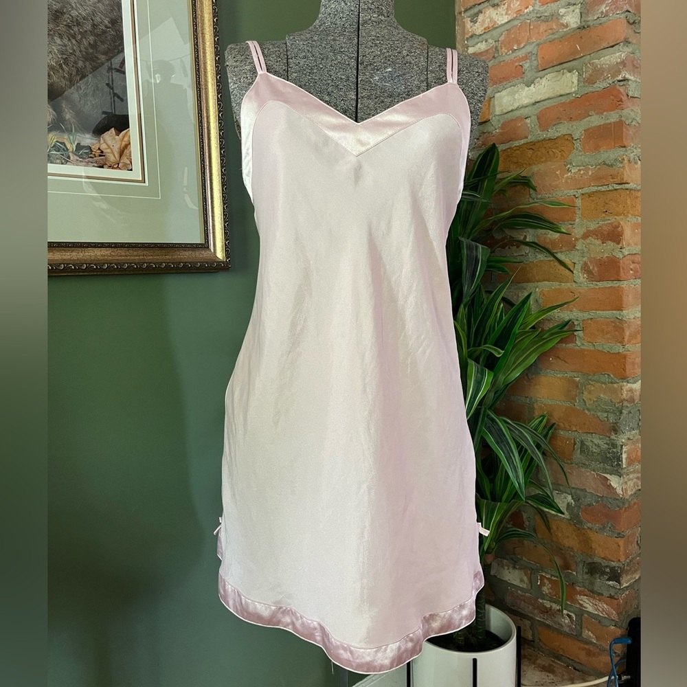Luxurious Light Pink Satin Chemise